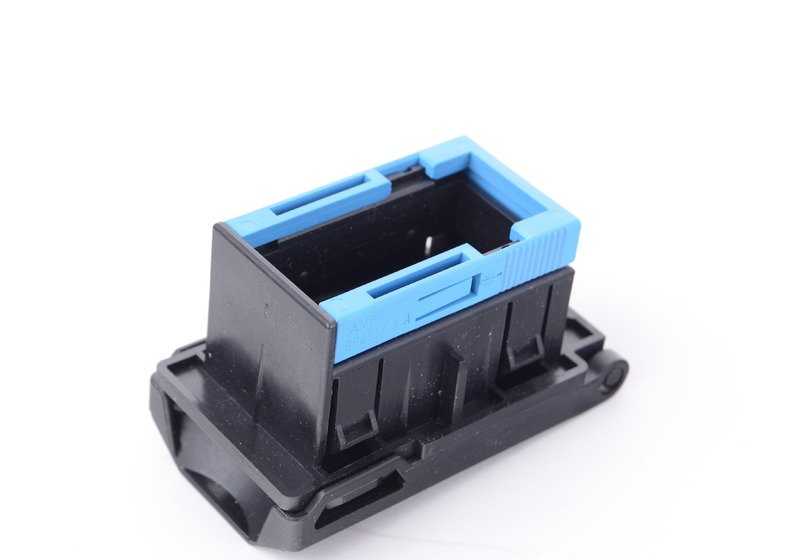 Tapa con marco para conector OBD OEM 61136954582 para BMW F30, F31, F34, F35, F80, F32, F36, F82, F83, F07, F10, F11, F18, F12, F13, F01, F02, F04, E84, E83, F25, F26, i01. Original BMW.