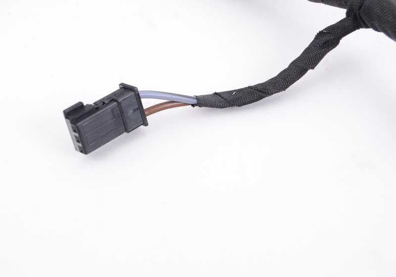 Cable adaptador Lordosis/LBV izquierdo para BMW E81, E82, E87, E88, E90, E91, E92, X1 E84 (OEM 61129132293). Original BMW