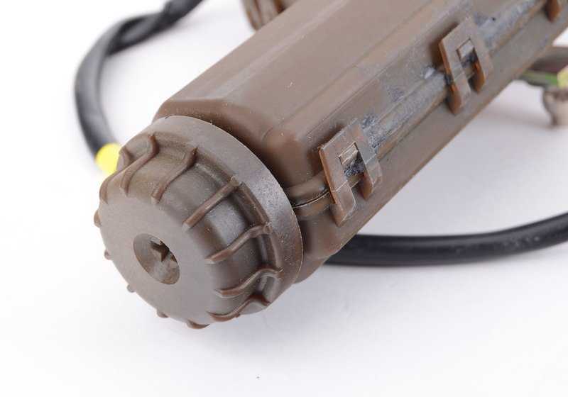 Right actuator motor OEM 67161383954 for BMW (E31 models). Original BMW.