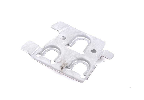 Soporte para bomba de agua adicional/válvula de agua OEM 41148209658 para BMW E46, E83 (X3). Original BMW.