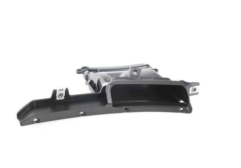 Left air guide for BMW 4 Series F32, F33, F36 (OEM 51747294821). Original BMW