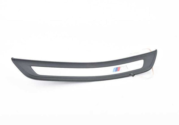 Cubierta de entrada iluminada trasera derecha para BMW G30, G31 (OEM 51478064906). Original BMW.