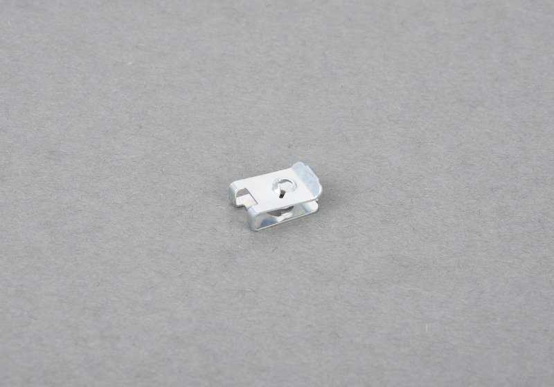 Tuerca C-Clip para BMW Serie 3 E90, E91, E92, E93 Serie 5 E60 Serie 7 F01, F02, F04 X3 E83 Z4 E89 (OEM 51457067987). Original BMW