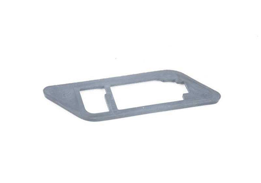 Placa direita para BMW para vários modelos/séries BMW (OEM 63138400764). BMW original