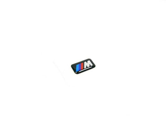 Emblem M Performance OEM 36112228660 Para BMW (modelos compatíveis: E81, E82, E87, E88, F20, F21, F40, F52, F22, F23, F44, F45, F46, E0 , E91, E92, E93, F30, F31, F34, F35, F80, G20, G21, G28, G80, F32, F33, F36, F82, F83, G, G, G, G.