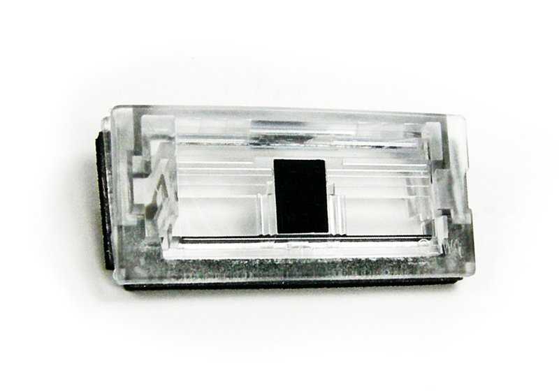 Luz de matrícula OEM 51138236269 para BMW E46 (Todos los modelos compatibles). Original BMW