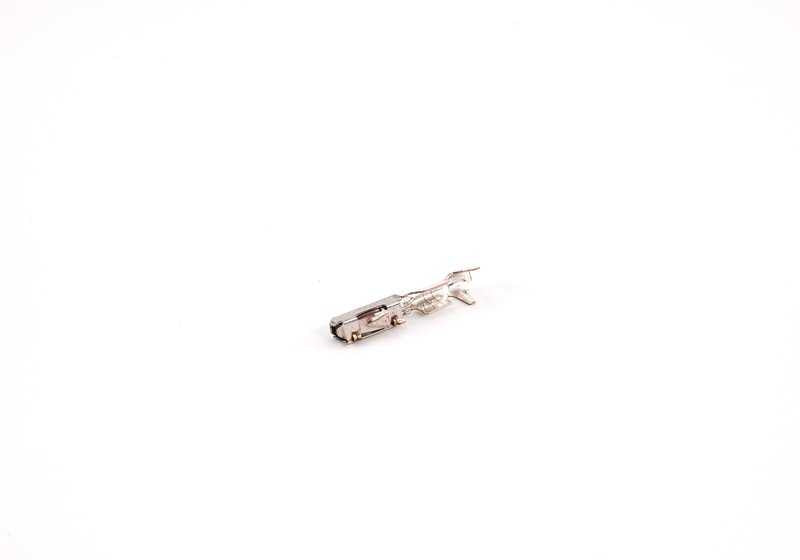 Conector eléctrico MQS OEM 61131393724 para BMW (Modelos compatibles: E81, E82, E87, E88, F20, F21, F52, E36, E46, E90, E91, E92, E93, F30, F31, F34, F35, G20, G21, G28, G80, G81, F32, G26, E39, E60, E61, F07, F10). Original BMW.