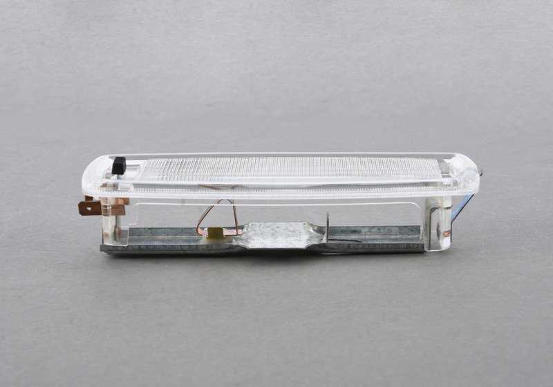 Luz interior para BMW Serie 5 E12 (OEM 63311363598). Original BMW