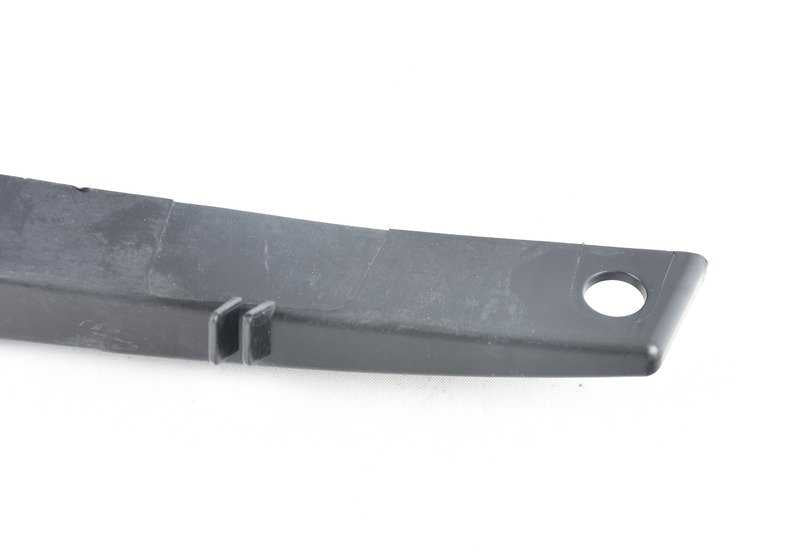 Soporte adaptador para protección del compartimento motor OEM 51118054523 para BMW F32, F33, F36. Original BMW.