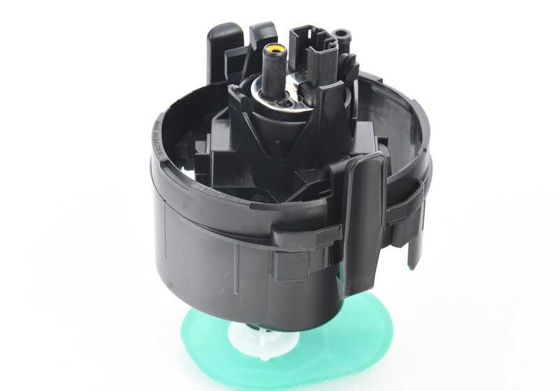 Suction device with pump for BMW 5 Series E34 (OEM 16147161387). Original BMW