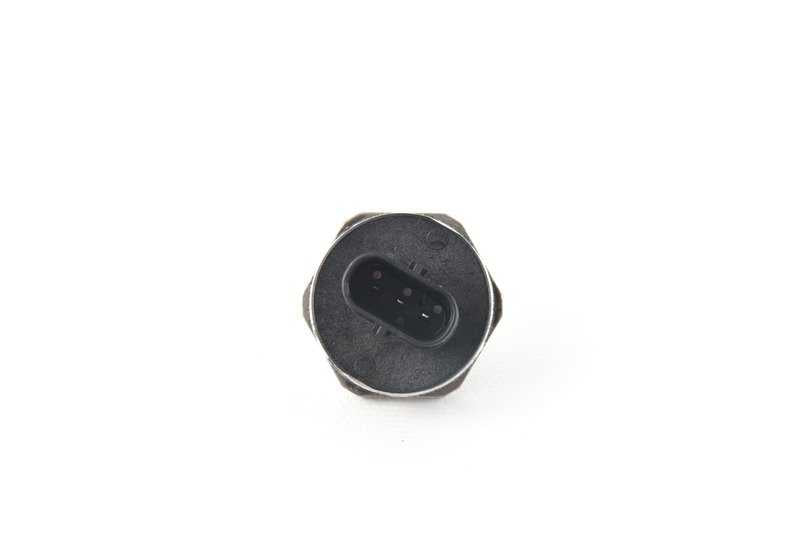 Sensor de Alta Presión para BMW F20N, F21N, F52, F22, F23, F45, F46, F30N, F31N, F34N, F35N, G20, G22, G26, F07, F10, F11N, G30N, G31, G38, F06, F12, F13, G32, F01, F02N, G11, G12, I12, I15, F48, F49N, F39, G01, G08, G02, F15, F85, F16, F86 (OEM 135386436