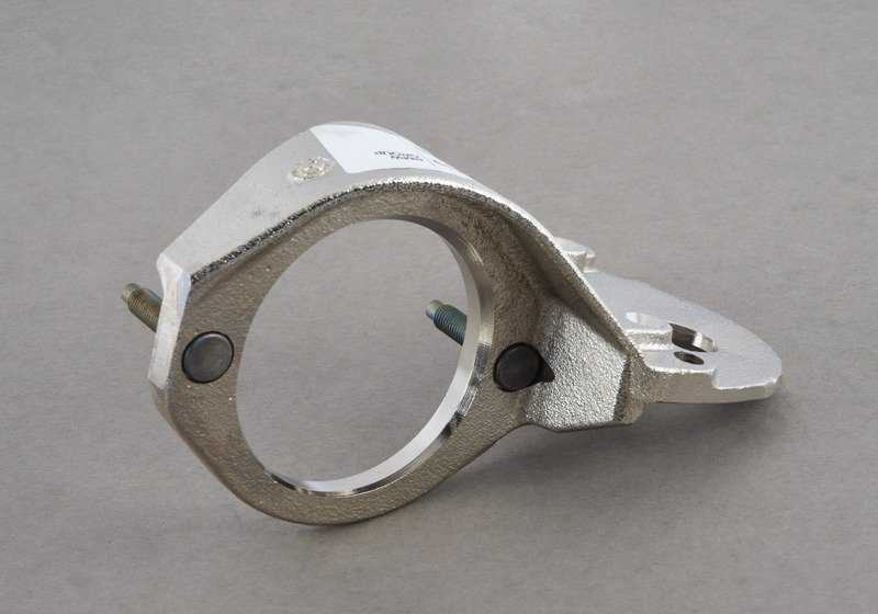 Near-engine catalytic converter bracket OEM 18327845899 for BMW F10, F06, F12, F13. Original BMW.