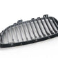 Rejilla decorativa negro cromado derecha OEM 51137979350 para BMW E90, E92. Original BMW.