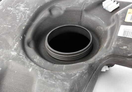 Serbatoio di carburante in plastica con tubo di riempimento per BMW E46, F30, F80 (OEM 16111184218). BMW originale.