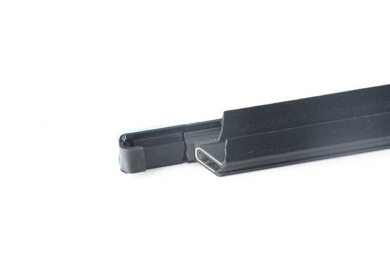 Cubierta del marco exterior puerta trasera izquierda para BMW Serie 3 E91, E91N (OEM 51357220191). Original BMW