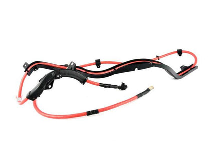 Cable positivo de batería OEM 61129125035 para BMW E90, E91, E92, E93. Original BMW.