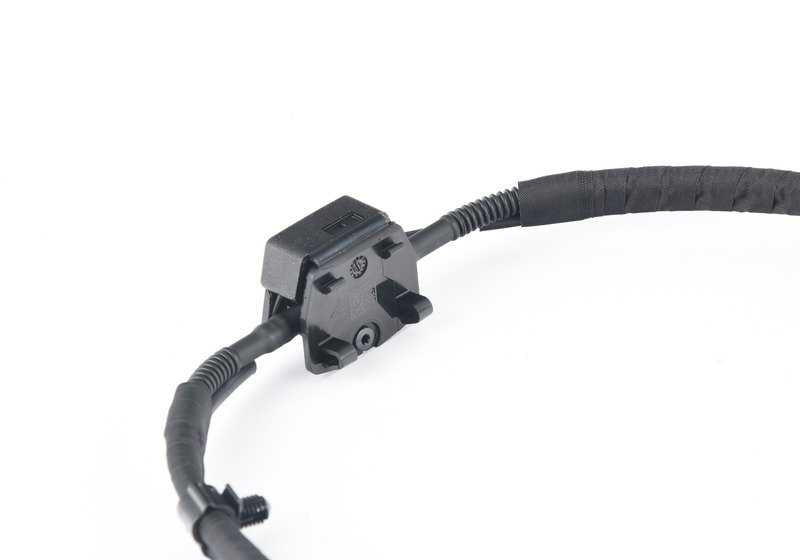 Windshield Washer System Nozzle Chain for BMW X3 F25, X4 F26 (OEM 61667213281). Original BMW