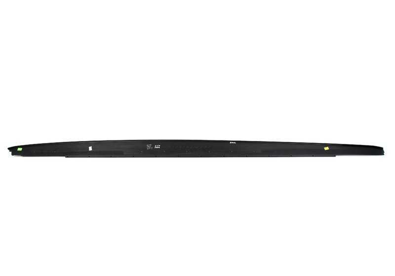 M Performance side skirt for BMW 5 Series G30, G30N, G31, G31N (OEM 51192455950). Original BMW.