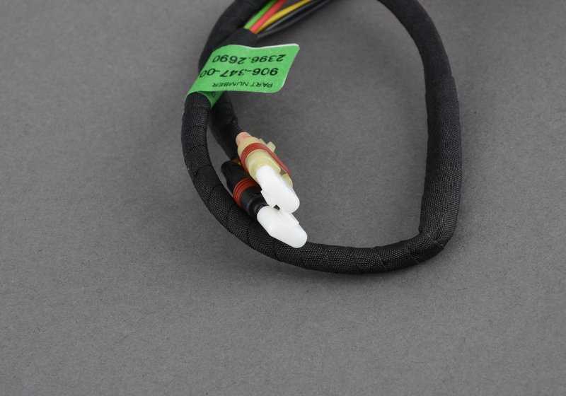 Cableado para Espejo Exterior Calefactado Derecho para BMW F52, F45, F46, F48, F49 (OEM 51167415810). Original BMW