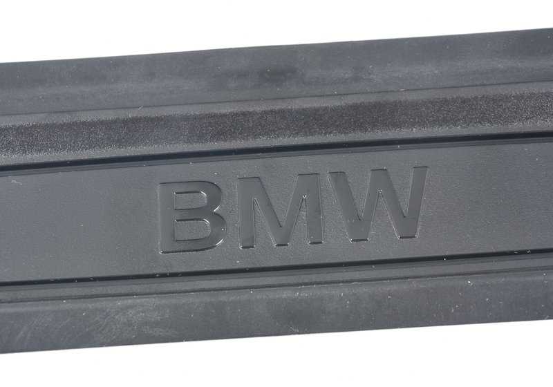 Carcasa de entrada delantera para BMW F20, F52, F45, F46, F30, F31, F34, F36, F48, F49, F39 (OEM 51477263315). Original BMW