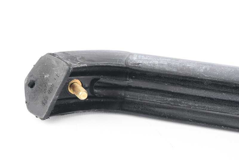 Moldura lateral izquierda OEM 51111829493 para BMW E12. Original BMW.