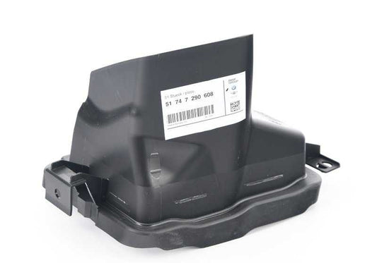 Conducto de aire para radiador derecho OEM 51747290608 para BMW F22, F23. Original BMW.