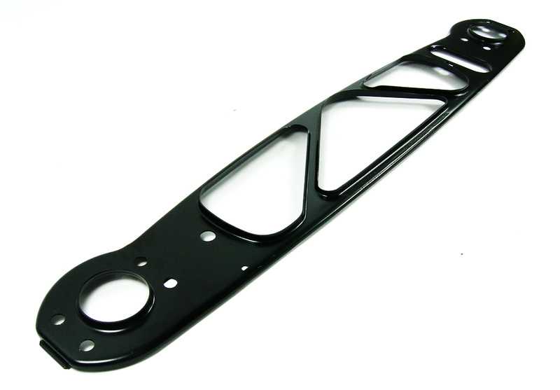 Travesaño frontal recto para BMW Serie 3 E36 (OEM 41138132178). Original BMW.