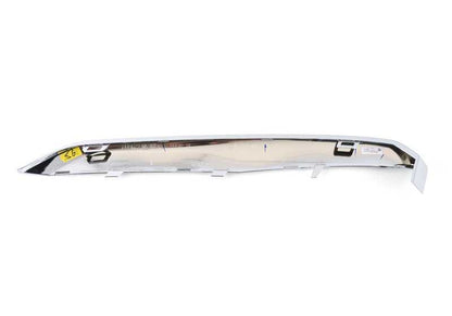 Moulage latéral droit pour BMW G05 (OEM 51117449682). BMW d'origine.