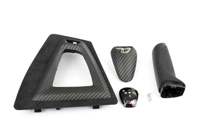 Kit de Interiores M Performance para BMW F87N (OEM 51952464126). Original BMW