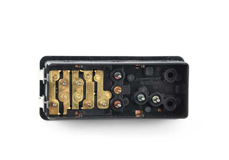 Interruptor de ajuste del asiento delantero izquierdo para BMW E31 (OEM 61311392494). Original BMW.