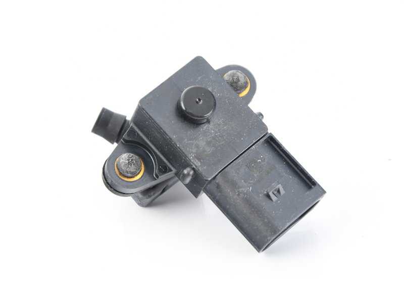 OEM differential pressure sensor 11727574306 for BMW F01, F02. Original BMW.