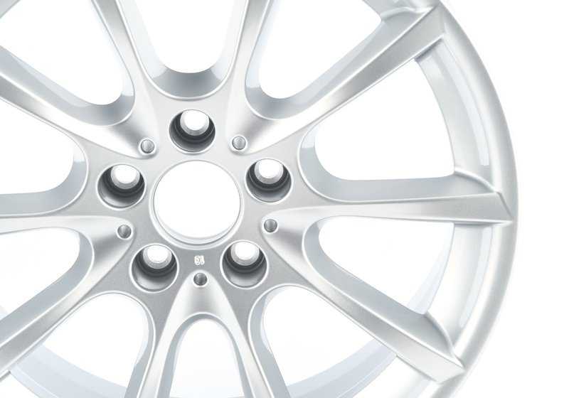 V-Speiche 281 Aluminum Wheels for BMW 5 Series F10, F11, F18, 6 Series F06, F12, F13 (OEM 36116783521). Genuine BMW.