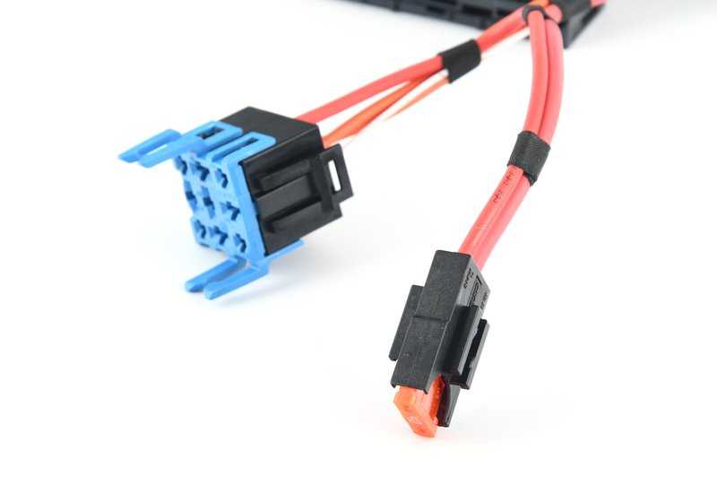 Arnés de cables de inyectores / Encendido para BMW E87, E90, E91 (OEM 12517563092). Original BMW.