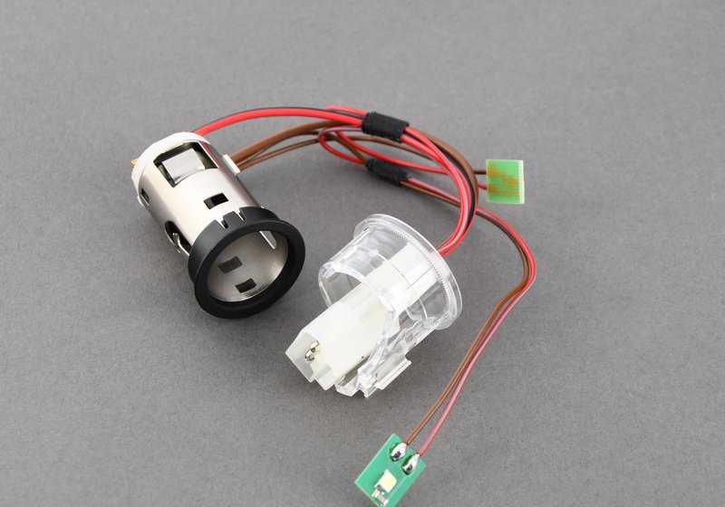 Toma de corriente encendedor con LED para BMW F01, F02, F04, G11, G12 (OEM 61349302238). Original BMW