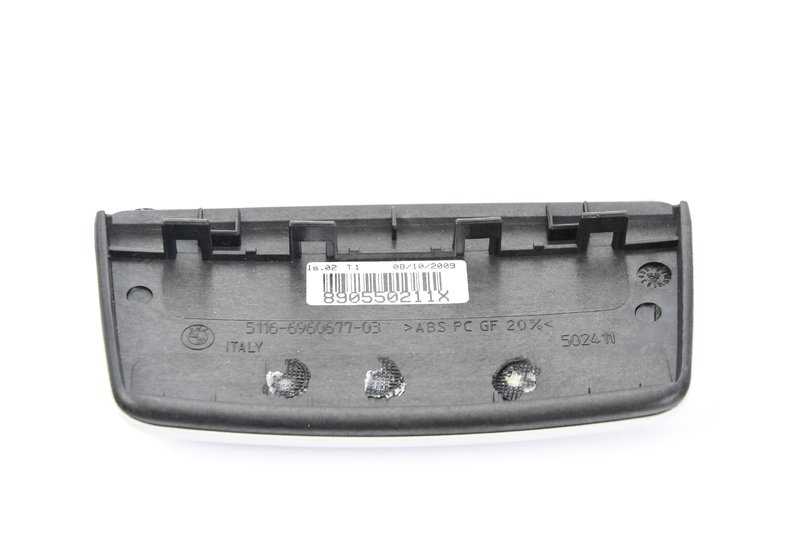 Tapa de guantera trasera OEM 51166960677 para BMW E92, E93. Original BMW.