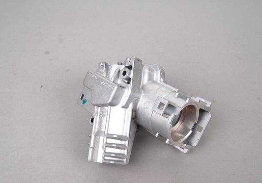 Indirizzo Interlock per la serie BMW 3 E36 (OEM 32321093266). BMW originale.