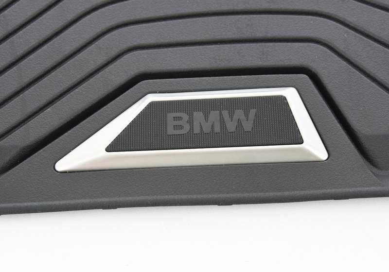 BMW all-weather rubber floor mats for BMW i4 G26. Genuine BMW.