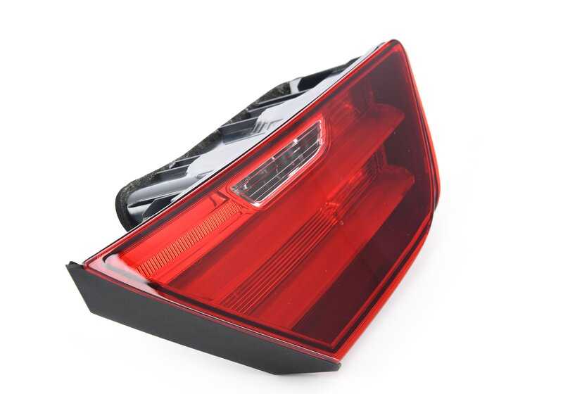 Rear tailgate taillight left for BMW 6 Series F06, F12, F13 (OEM 63217210579). Original BMW