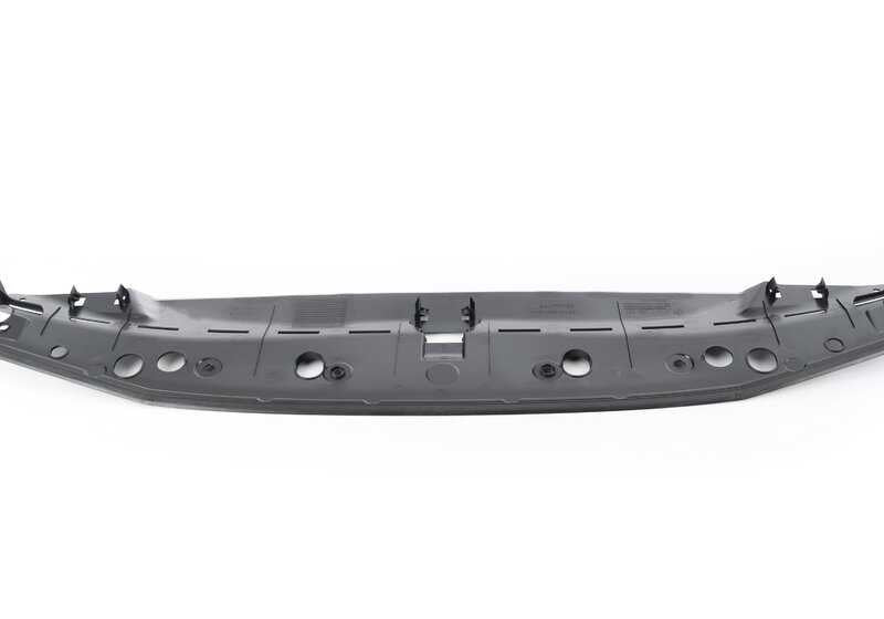 Sellado frontal para BMW Serie 4 G22, G23, G26 (OEM 51767486827). Original BMW