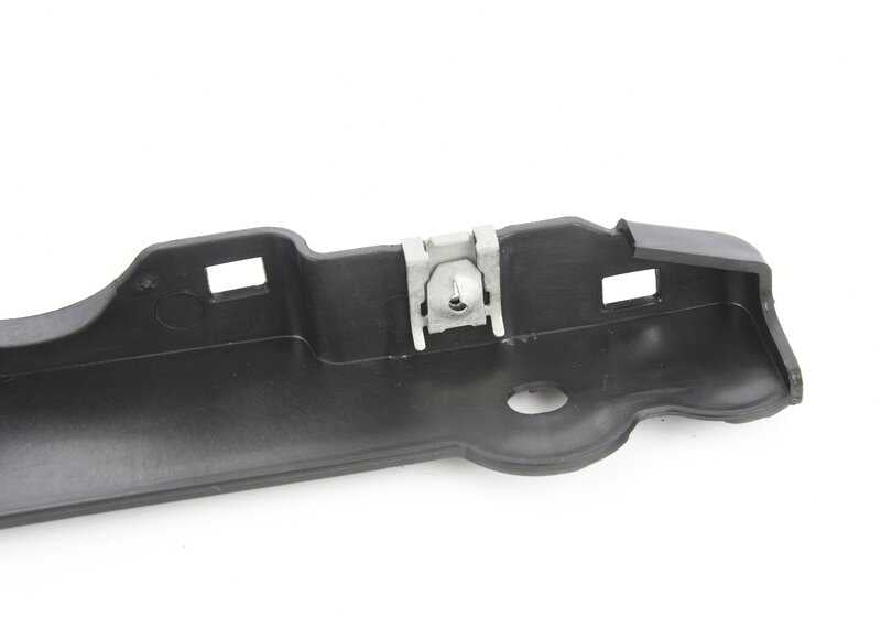 Soporte de cubierta de dirección OEM 51758056192 para BMW F80, F82, F83, F87. Original BMW.