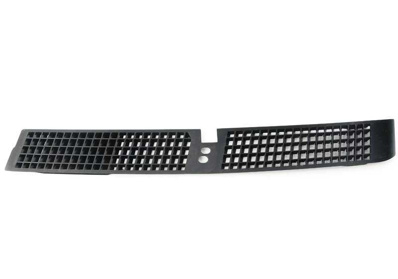 Left grille for BMW E38 (OEM 51138166657). Original BMW.