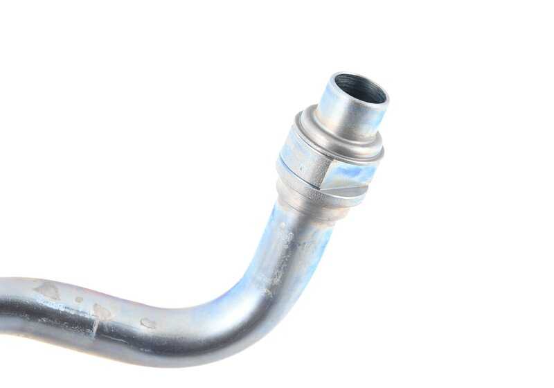 Supply oil cooler pipe for BMW F22, F30, F32 (OEM 17227626331). Original BMW.