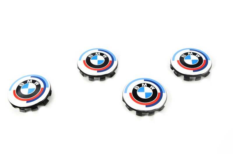 Set de Tapacubos 50 aniversario Modelo M para BMW Serie Gx y Fx. Original de BMW