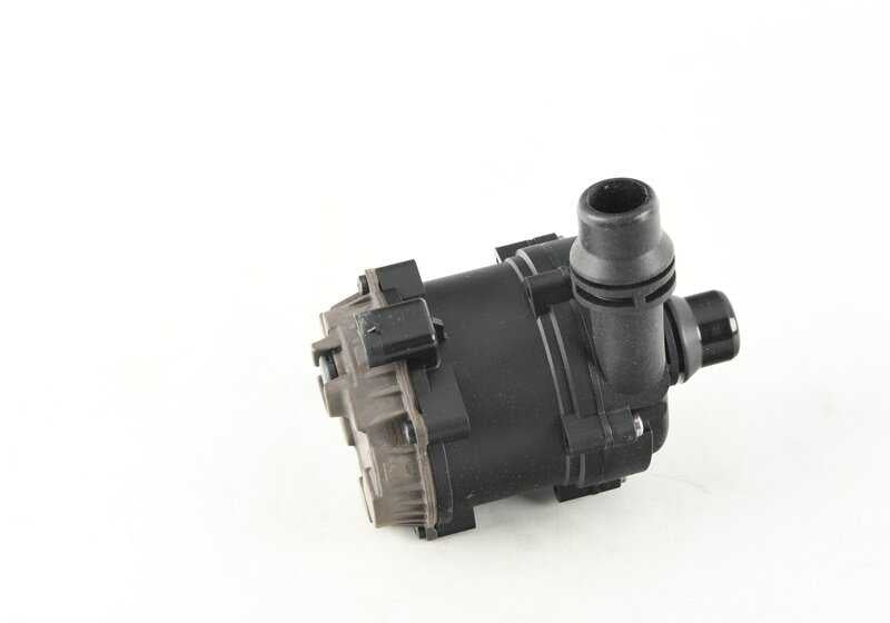 Bomba adicional de refrigerante para BMW F90, G30, G31, G38, G32, G12, F91, G14, F95, G05, F96, G06, G07 (OEM 11518638237). Original BMW