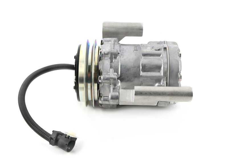 Compressore di condizionamento dell'aria OEM 64528390468 per BMW E32, E34. BMW originale.