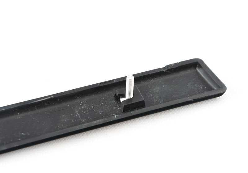 Moldura decorativa puerta trasera derecha para BMW E39 (OEM 51428256258). Original BMW