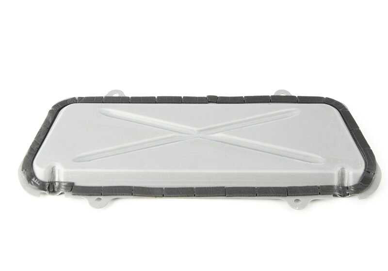 Tapa de cierre marco lateral para BMW Serie 3 E36 (OEM 51718153941). Original BMW.