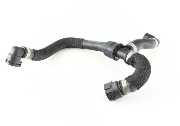 Manguera de refrigerante OEM 17122284690 para BMW {F80, F82, F83}. Original BMW.