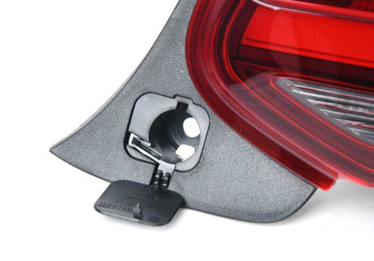 Lanterna traseira de LED direita para BMW F22, F23, F87 (OEM 63219491592). BMW original