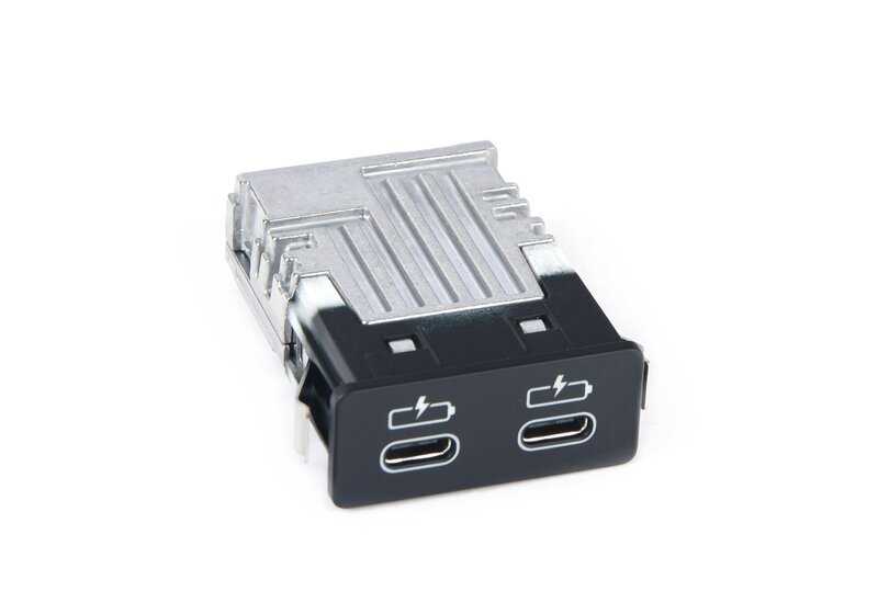 Conexión USB Dual para BMW Serie 1 F40, F52, Serie 2 F44, G42, Serie 3 G20, G21, G28, Serie 4 G22, G23, Serie 5 G30, G31, Serie 6 G32, Serie 8 G16, X2 F39, X3 G01, G08, X4 G02, X5 G18, X7 G07 (OEM 84105A84160). Original BMW.